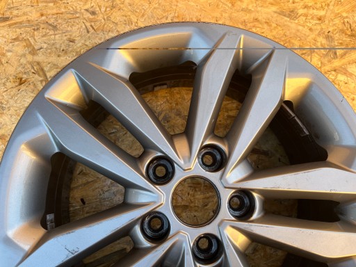 FELGA ALUMINIJSKA OE HYUNDAI I30 I40 7X17 ET53