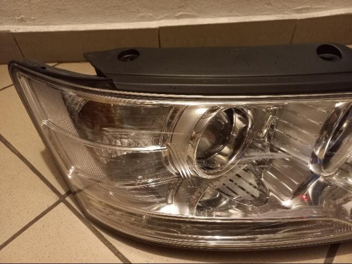 HYUNDAI SONATA 5 V REDIZAJN LAMPA FAR PREDNJA STRANA DESNA