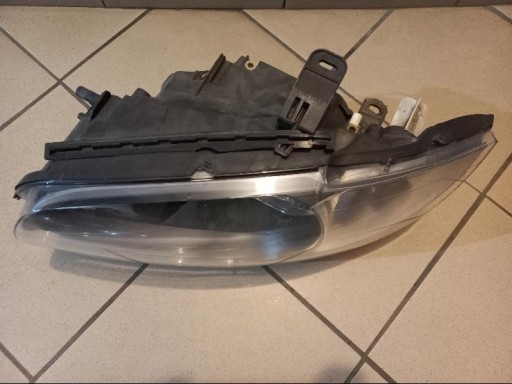 BMW SERIA 1 E87 E81 E82 LAMPA FAR LIJEVA STRANA PREDNJA BMW SERIA 1 E87 E81 E82 LAMPA FAR LIJEVA STRANA PREDNJA
