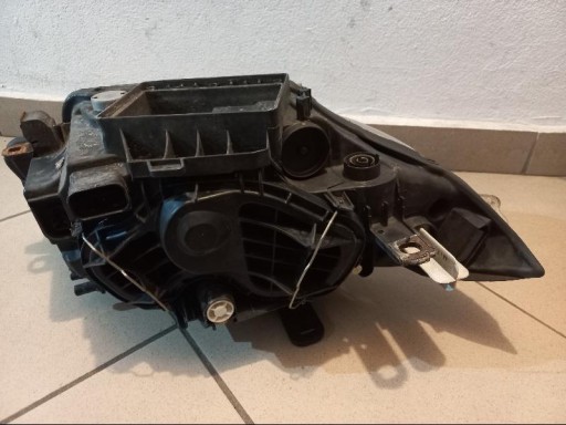 BMW SERIA 1 E87 E81 E82 LAMPA FAR LIJEVA STRANA PREDNJA BMW SERIA 1 E87 E81 E82 LAMPA FAR LIJEVA STRANA PREDNJA
