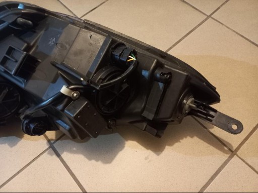 HYUNDAI IX20 IX-20 10- LAMPA FAR LIJEVA STRANA PREDNJA