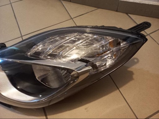 HYUNDAI IX20 IX-20 10- LAMPA FAR LIJEVA STRANA PREDNJA