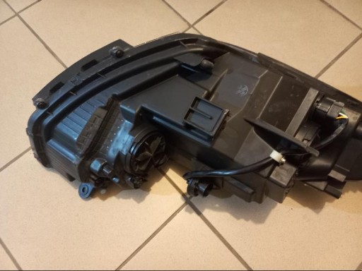 HYUNDAI IX20 IX-20 10- LAMPA FAR LIJEVA STRANA PREDNJA