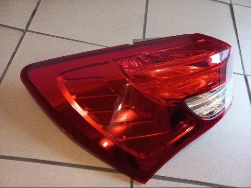 HYUNDAI IX20 IX-20 1K0 10- LAMPA FAR ZADNJA  ZADNJI LIJEVA STRANA