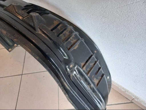 TOYOTA HILUX 20- PVC BLATOBRANA ZADNJA ZADNJI DESNA