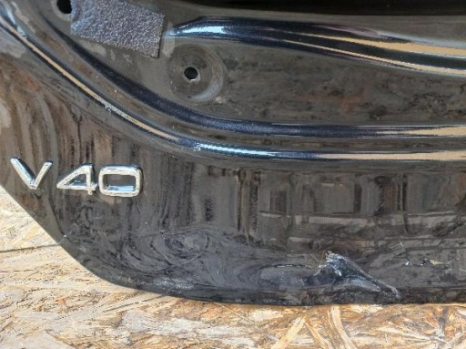 VOLVO V40 V-40 V 40 II 2 GEPEK ZADNJA  ZADNJI