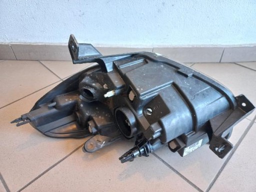DACIA DOKKER LAMPA FAR PREDNJA STRANA DESNA