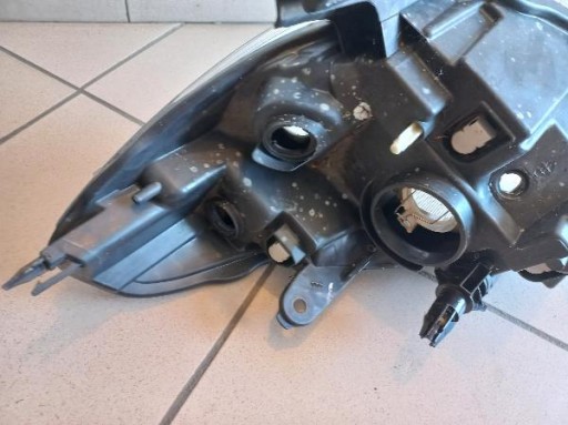 DACIA DOKKER LAMPA FAR PREDNJA STRANA DESNA