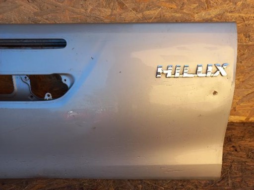 TOYOTA HILUX VIII 8 15- GEPEK ZADNJA ZADNJI STRANA TOYOTA HILUX VIII 8 15- GEPEK ZADNJA ZADNJI STRANA