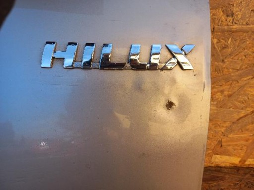 TOYOTA HILUX VIII 8 15- GEPEK ZADNJA ZADNJI STRANA TOYOTA HILUX VIII 8 15- GEPEK ZADNJA ZADNJI STRANA