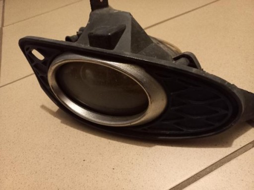 MAGLENKA PREDNJA STRANA DESNA MERCEDES CLS W169 W211