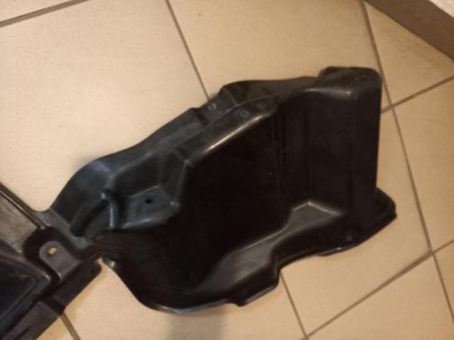 POKLOPAC ISPOD MOTOR TOYOTA VERSO 04-