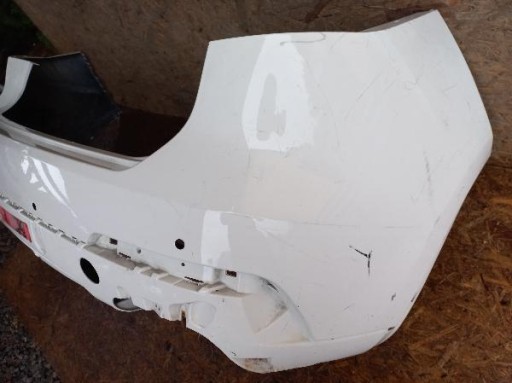 MASERATI LEVANTE LEWANTE BRANIK ZADNJI ZADNJA STRANA