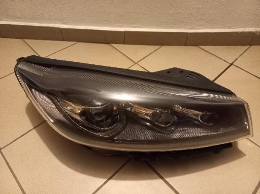 KIA SORENTO III 3 REDIZAJN LED LAMPA FAR PREDNJA DESNA STRANA 92102-C56XX KIA SORENTO III 3 REDIZAJN LED LAMPA FAR PREDNJA DESNA STRANA 92102-C56XX