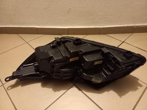 KIA SORENTO III 3 REDIZAJN LED LAMPA FAR PREDNJA DESNA STRANA 92102-C56XX KIA SORENTO III 3 REDIZAJN LED LAMPA FAR PREDNJA DESNA STRANA 92102-C56XX