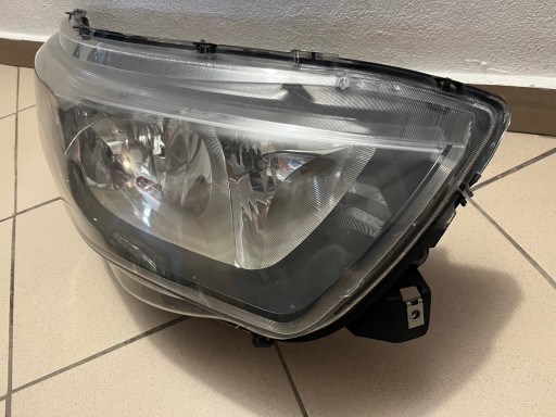 LAMPA FAR PREDNJA STRANA DESNA IVECO DAILY IV 4