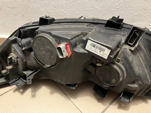 LAMPA FAR PREDNJA STRANA DESNA IVECO DAILY IV 4