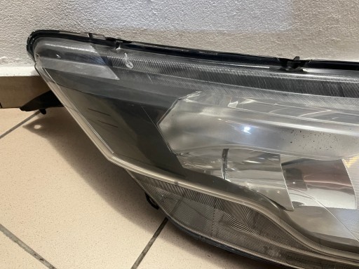LAMPA FAR PREDNJA STRANA DESNA IVECO DAILY IV 4