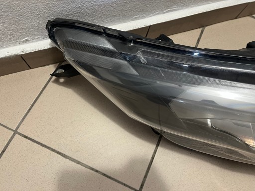 LAMPA FAR PREDNJA STRANA DESNA IVECO DAILY IV 4