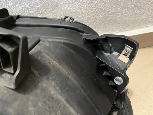 LAMPA FAR PREDNJA STRANA DESNA IVECO DAILY IV 4