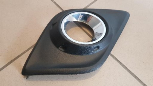 MREŽICA BRANIKA DESNA STRANA TOYOTA HILUX MREŽICA BRANIKA DESNA STRANA TOYOTA HILUX
