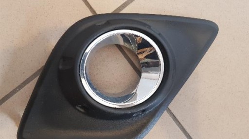 MREŽICA BRANIKA DESNA STRANA TOYOTA HILUX MREŽICA BRANIKA DESNA STRANA TOYOTA HILUX