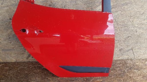 HYUNDAI IX20 IX-20 VRATA ZADNJA ZADNJI DESNA