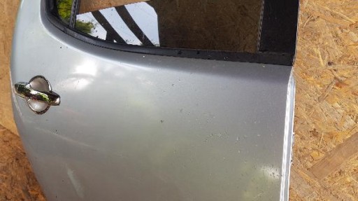 MITSUBISHI L200 L-200 VRATA ZADNJA STRANA DESNA