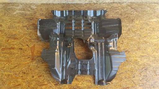 POKLOPAC ISPOD MOTOR TOYOTA HILUX 15-
