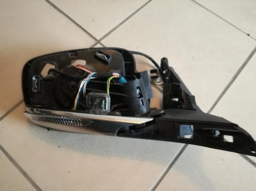 RENAULT KADJAR RETROVIZOR 19 PIN 963016100R RENAULT KADJAR RETROVIZOR 19 PIN 963016100R