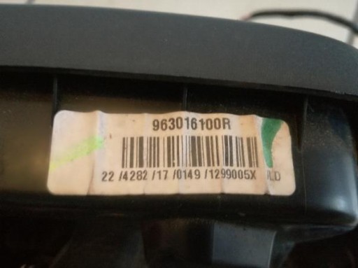RENAULT KADJAR RETROVIZOR 19 PIN 963016100R RENAULT KADJAR RETROVIZOR 19 PIN 963016100R