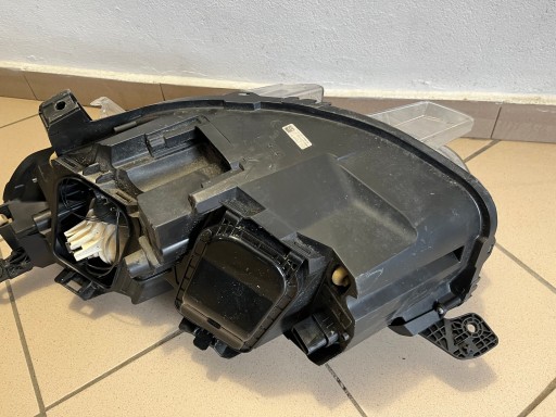 LAMPA FAR PREDNJA STRANA DESNA CITROEN JUMPY III 3 EXPERT VIVARO C 9808567680 LAMPA FAR PREDNJA STRANA DESNA CITROEN JUMPY III 3 EXPERT VIVARO C 9808567680