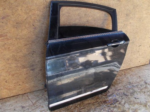 CITROEN C5 C-5 III 3 VRATA ZADNJA STRANA CITROEN C5 C-5 III 3 VRATA ZADNJA STRANA