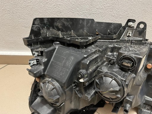 LAMPA FAR PREDNJA STRANA DESNA DODGE RAM 1500 19- OBIČNA USA P68316086AH