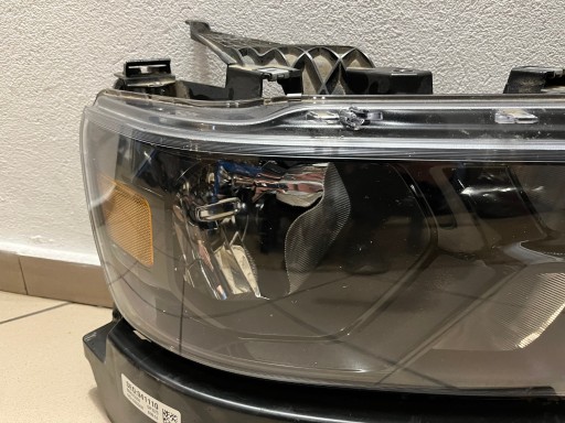 LAMPA FAR PREDNJA STRANA DESNA DODGE RAM 1500 19- OBIČNA USA P68316086AH