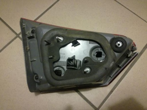 HYUNDAI I40 KARAVAN REDIZAJN LAMPA FAR ZADNJA  STRANA