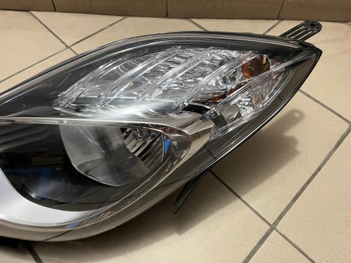 HYUNDAI IX20 IX-20 10- LAMPA FAR PREDNJA STRANA LIJEVA