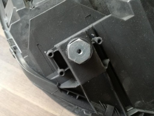 MERCEDES W222 A222 LAMPA FAR PREDNJA STRANA LIJEVA A2229060702 MERCEDES W222 A222 LAMPA FAR PREDNJA STRANA LIJEVA A2229060702