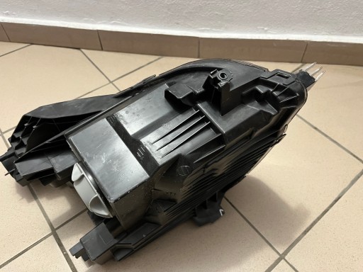 LAMPA FAR PREDNJA STRANA DESNA FORD TOURNEO COURIER MK2 II 2