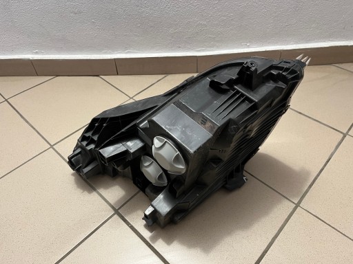 LAMPA FAR PREDNJA STRANA DESNA FORD TOURNEO COURIER MK2 II 2