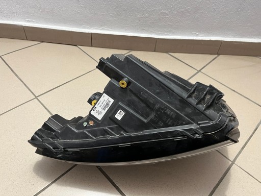 LAMPA FAR PREDNJA STRANA DESNA FORD TOURNEO COURIER MK2 II 2