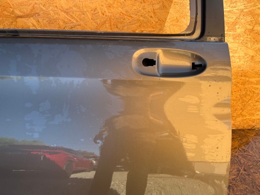 VRATA BOČNE DESNA  BOČNA OPEL VIVARO