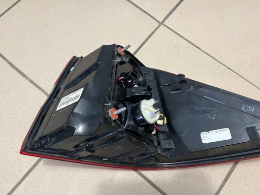 LAMPA FAR ZADNJA  ZADNJI LIJEVA STRANA MERCEDES ML W166 A166 A1669063301