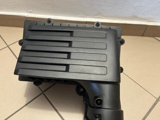 KUČIŠTE FILTERA ZRAKA SEAT AUDI SKODA VOLKSWAGEN VW 5Q0 KUČIŠTE FILTERA ZRAKA SEAT AUDI SKODA VOLKSWAGEN VW 5Q0