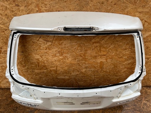 GEPEK GEPEKA ZADNJA  ZADNJI SUBARU LEGACY OUTBACK 09-