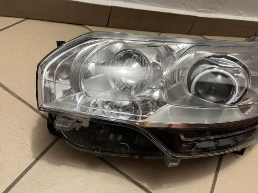 LAMPA FAR PREDNJA STRANA LIJEVA CITROEN C5 C-5 III 3 REDIZAJN XENON X7 11- 9674399580