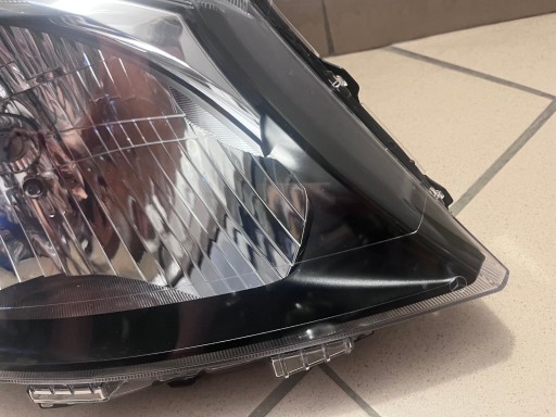 LAMPA FAR PREDNJA STRANA DESNA MERCEDES CITAN A415 W415 UK A4158202400 LAMPA FAR PREDNJA STRANA DESNA MERCEDES CITAN A415 W415 UK A4158202400