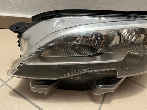 LAMPA FAR PREDNJA STRANA LIJEVA PEUGEOT EXPERT III 3 TRAVELLER 9808572680 LAMPA FAR PREDNJA STRANA LIJEVA PEUGEOT EXPERT III 3 TRAVELLER 9808572680