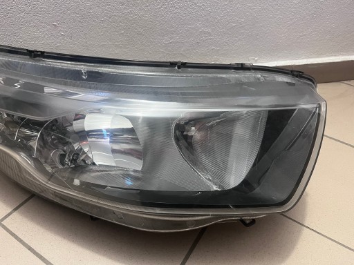 LAMPA FAR PREDNJA STRANA DESNA IVECO DAILY IV 4