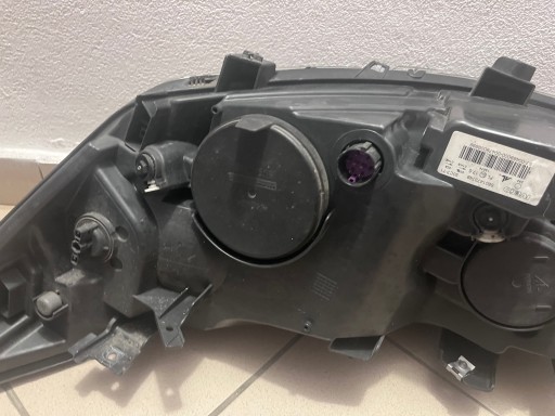 LAMPA FAR PREDNJA STRANA DESNA IVECO DAILY IV 4